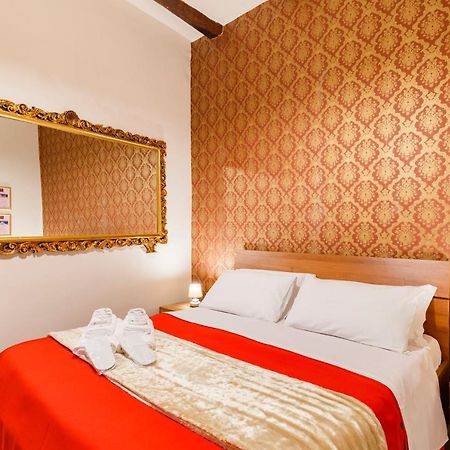 Spinacorona Room Napoli Bagian luar foto