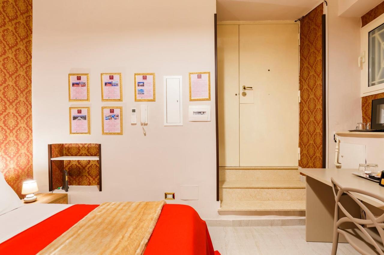 Spinacorona Room Napoli Bagian luar foto