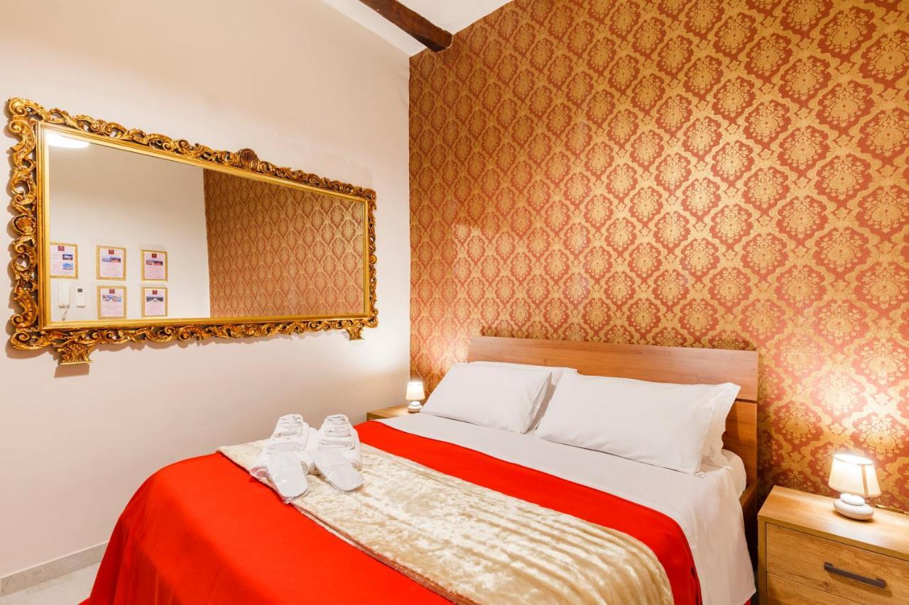 Spinacorona Room Napoli Bagian luar foto